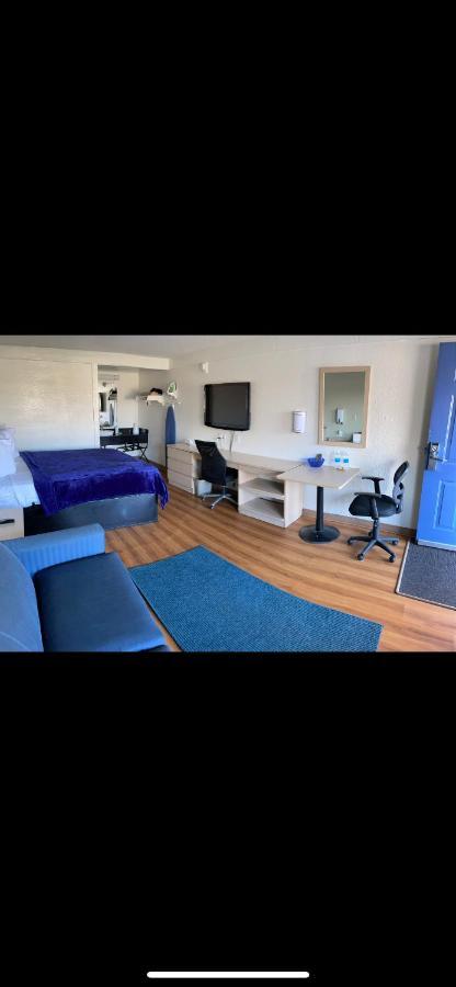 Travelodge By Wyndham Essington / Philadelphia Airport Экстерьер фото